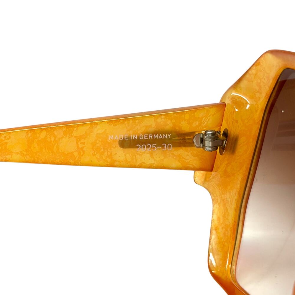 Christian Dior Oversized Archive Sunglasses - Picture 8 of 12